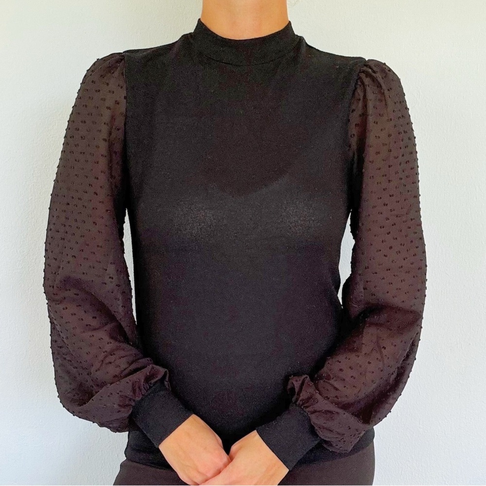 Stradivarius black mock neck Swiss dot puff sleeve knit sweater top size small